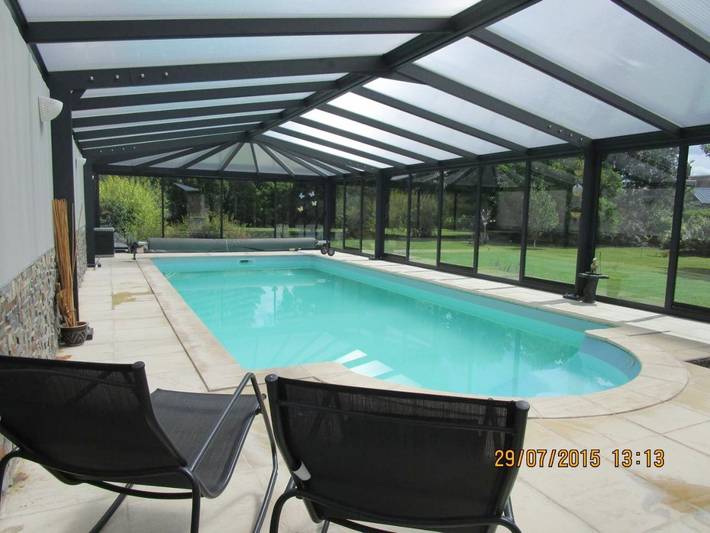 Location de vacances pour 5 personnes, avec jardin ainsi que piscine et jacuzzi à Cambrai - 2