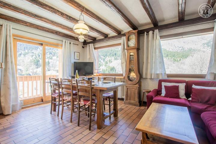 Gîte pour 6 personnes, avec terrasse, animaux acceptés dans Méribel - 3