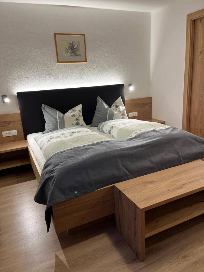 Ganze Wohnung, Moserhof in Marling, Ortleralpen