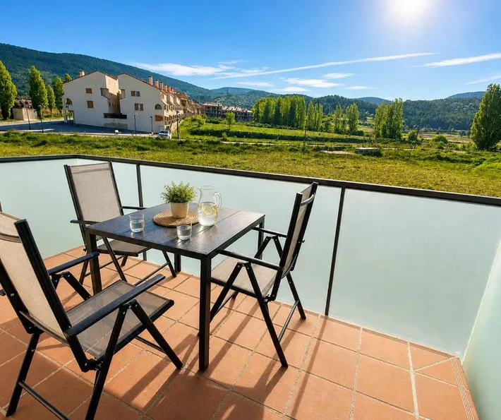 Ferienwohnung für 4 Personen, mit Balkon und Ausblick - 1