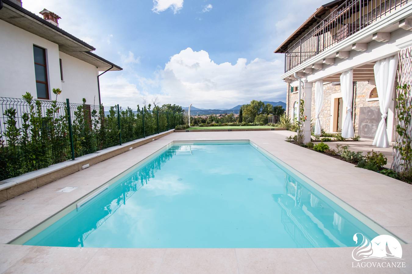 Ganze Wohnung, Luxus Gardoncino - La Terrazza sul Lago in Manerba Del Garda, Gardasee-Berge