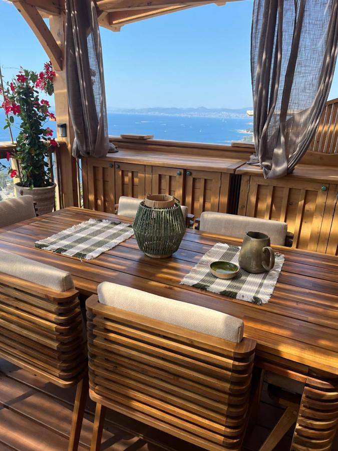 View and Dream in Saint-Raphaël, Massif de l'Esterel