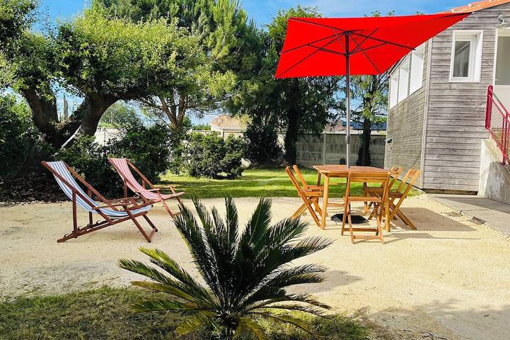 Location de vacances pour 6 personnes, avec jardin à Étaules