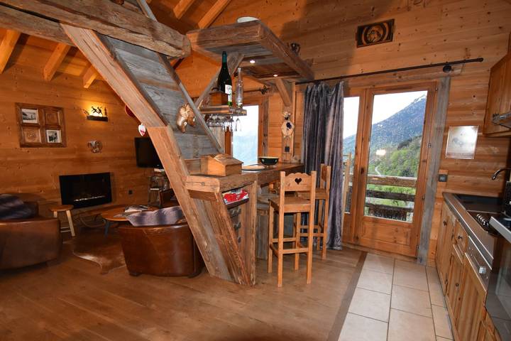 Gîte pour 10 personnes, avec vue et balcon dans Office De Tourisme De Vaujany