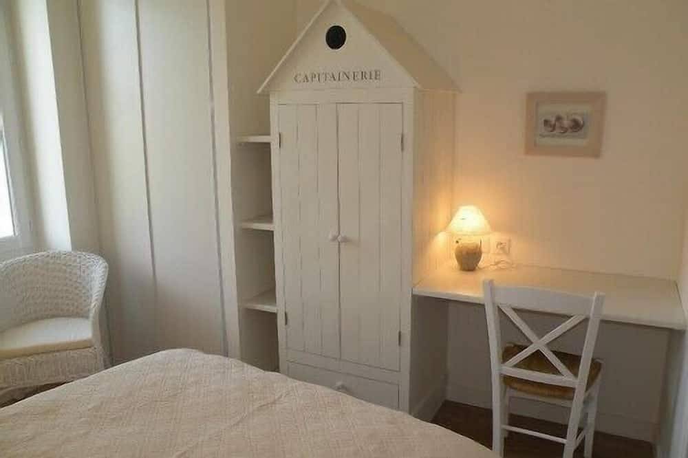 Appartement entier, Perros Guirec, dans le charmant secteur de Ploumanac'h, in Ploumanac'h, Perros-Guirec