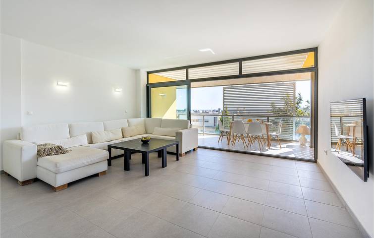 Gîte pour 4 personnes, avec terrasse et piscine à Vera - 4