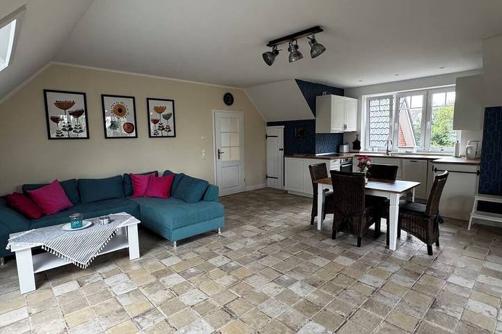 Ferienwohnung für 3 Personen, mit Balkon und Garten