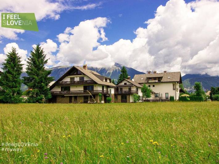 Vakantieappartement voor 5 personen, with uitzicht and tuin as well as terras - 1