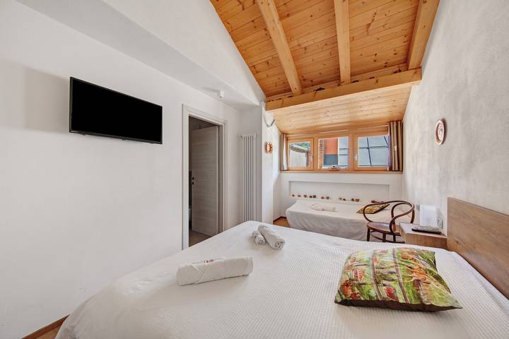 Chambre pour 3 personnes, avec jardin, animaux acceptés - 1