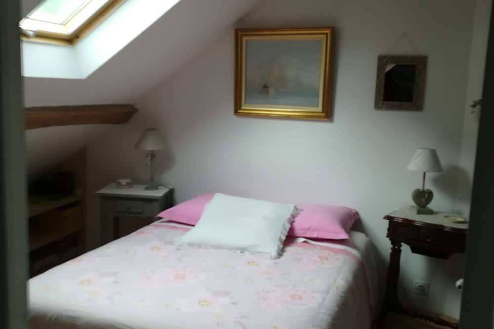 Longère rustique tout confort avec jardin arboré et piscine in Mesland, Région de Blois