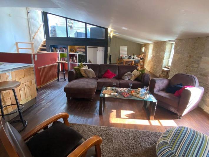 Location de vacances pour 8 personnes, avec Terrasse et Vue à Blaye