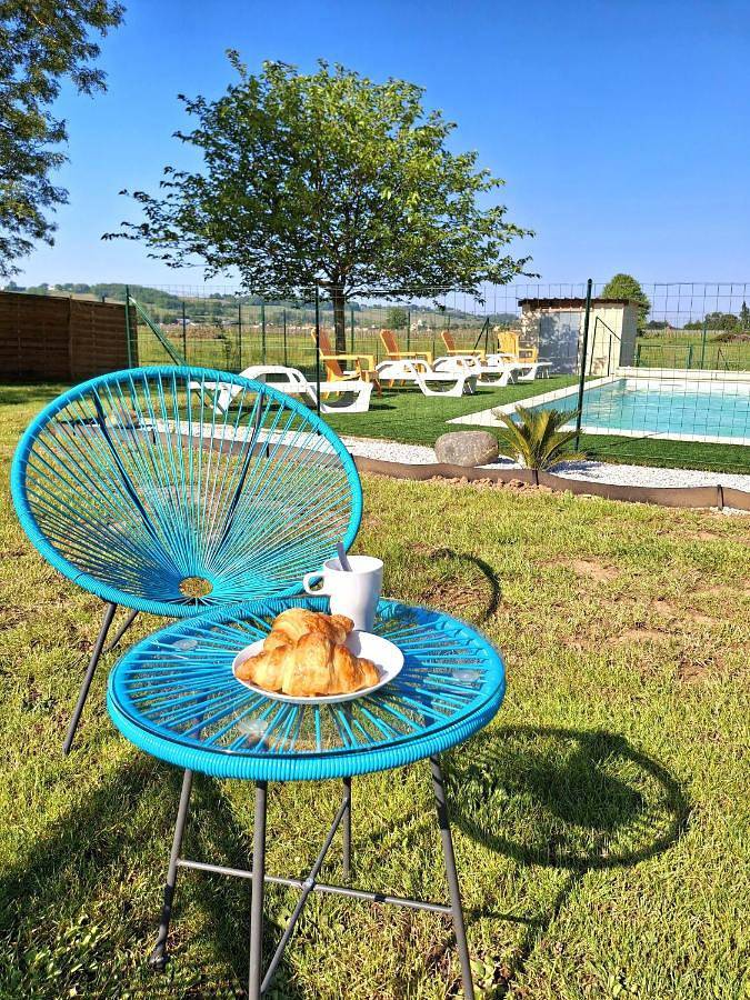 Location de vacances pour 8 personnes, avec vue ainsi que piscine et jardin à Bergerac - 3