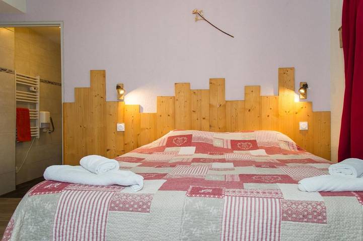 Chambre d’hôte pour 2 personnes, avec Terrasse et Vue à Chatel