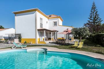 Casa rural para 7 personas, con piscina y balcón en Setubal