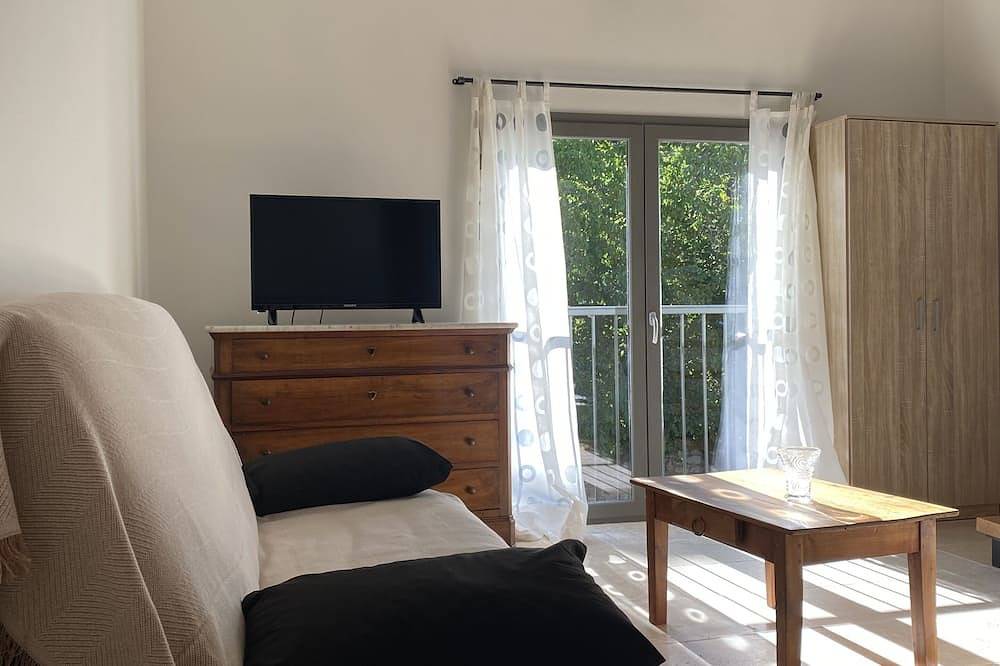 Apartamento entero, L'Appart Mi Ville Mi Campagne in Forcalquier, Parque natural regional del Luberon