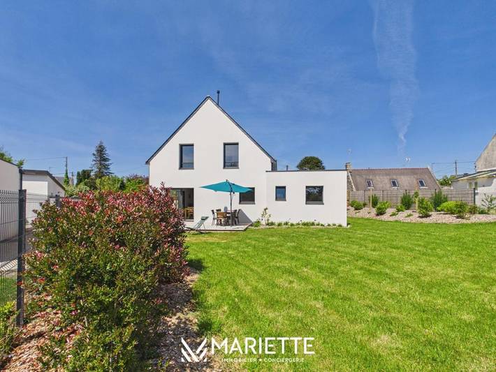 Location de vacances pour 6 personnes, avec jardin ainsi que vue et terrasse dans Raguénez