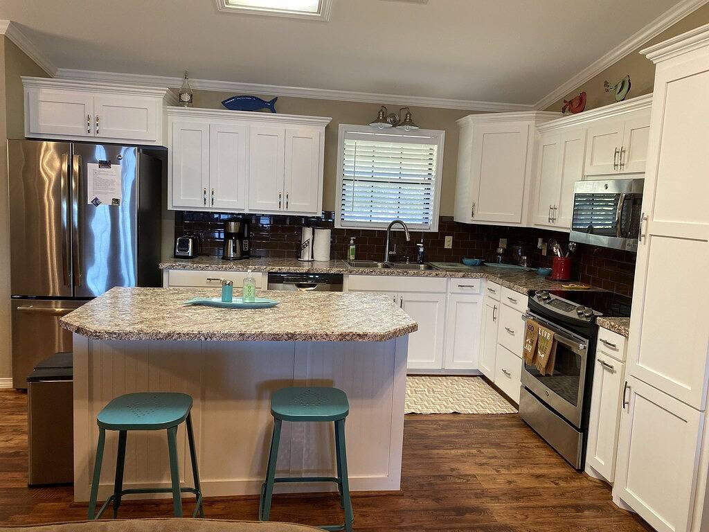 Amazing Grace a 4- Bedroom Peaceful Getaway House on Lake D'Arbonne. in Union Parish