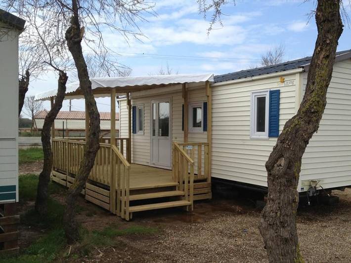 Camping für 5 Personen, mit Terrasse und Kinderpool in Sérignan - 3