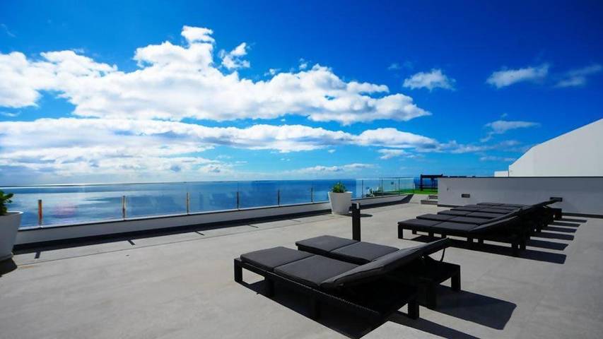 Location de vacances pour 8 personnes, avec piscine et terrasse dans Campanário - 2