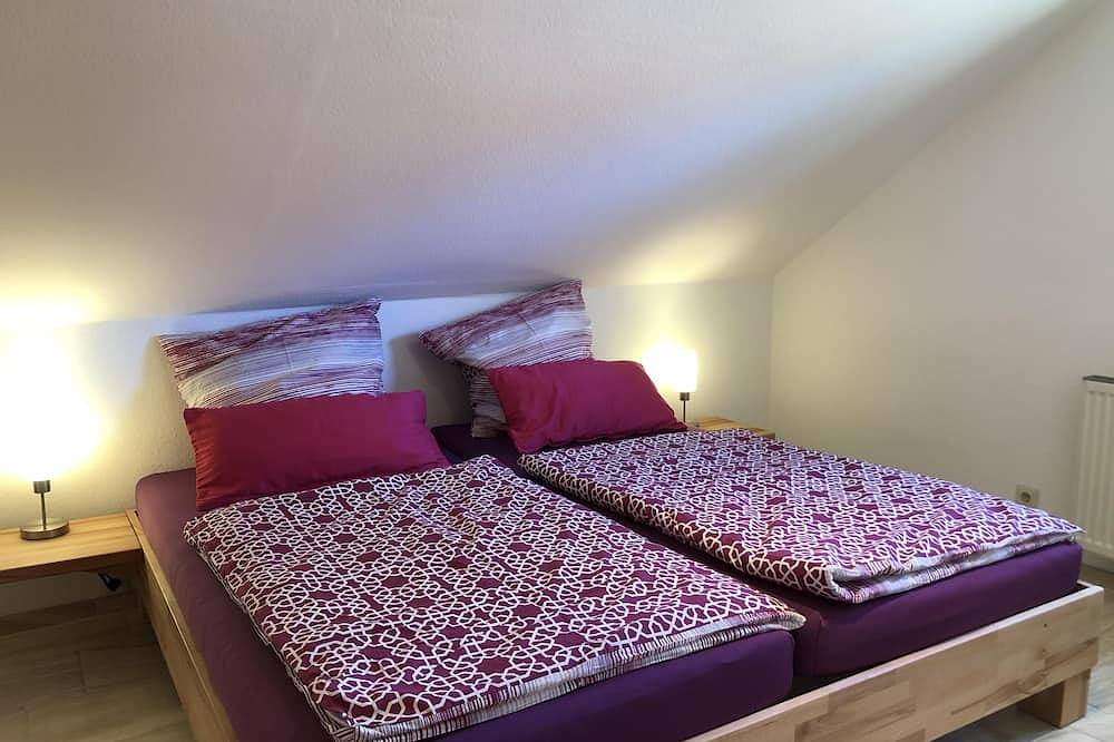 Ganze Wohnung, Hundefreundliche Ferienwohnung mit Panoramablick in das schöne Wendland in Jameln, Landkreis Lüchow-Dannenberg