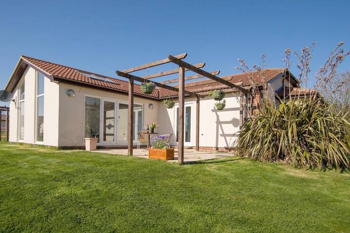 Holiday rental for 4 people, with Balcony and Terrace as well as Garden and View in Branscombe