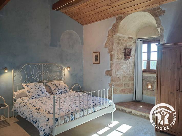 Gîte pour 5 personnes, avec terrasse et piscine à Castelnau-de-Montmiral - 2