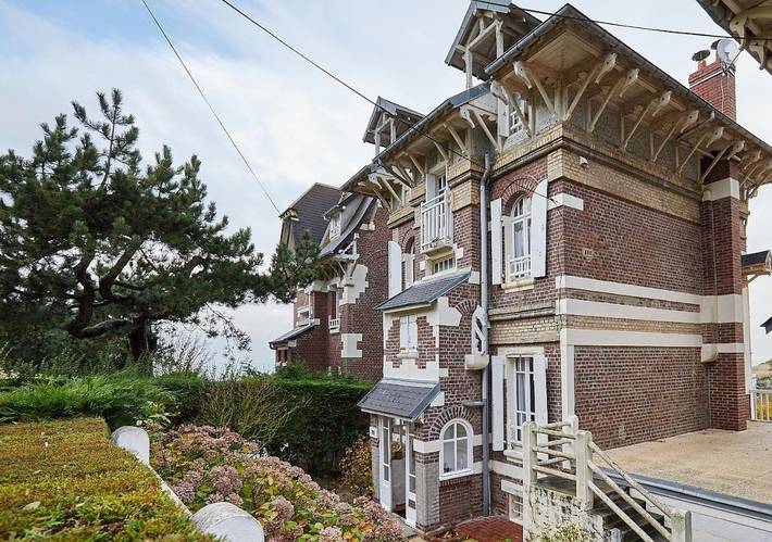Location de vacances pour 10 personnes, avec jardin et vue dans Falaises du Bois de Cise - 4