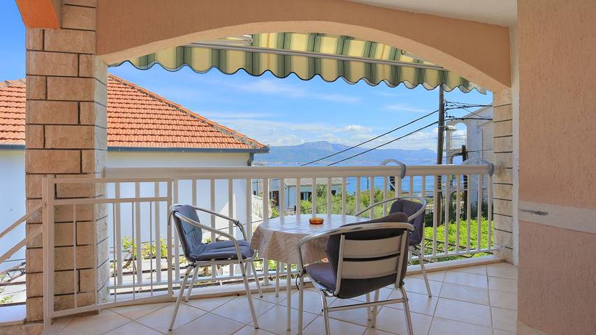 Ferienwohnung für 2 Personen, mit Ausblick und Terrasse - 1