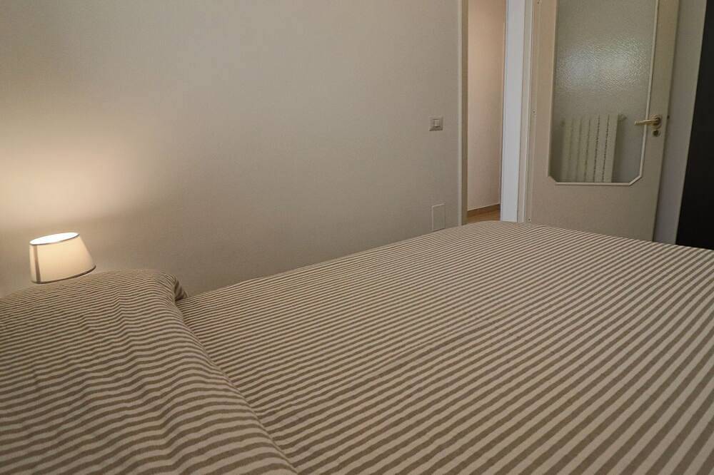 Casa Nausica — Elegant Apartment Facing the Aragonese Castle in Lecce, Lecce Province