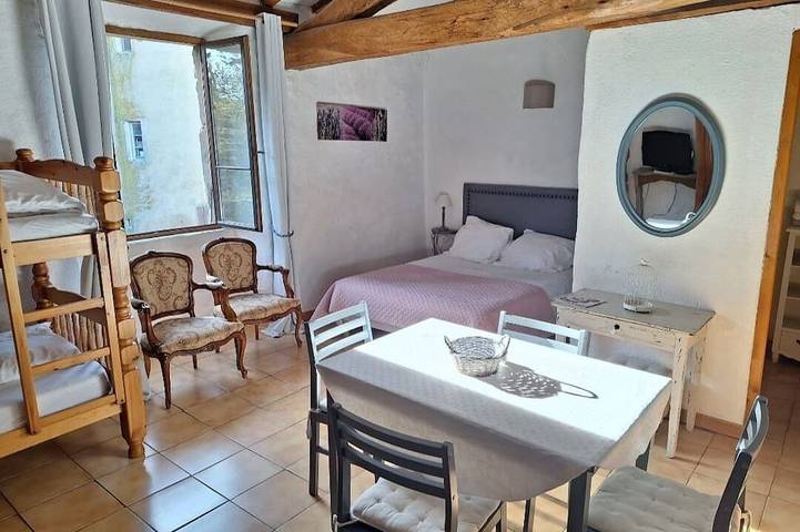 Gîte pour 4 personnes à Malves-en-Minervois - 3