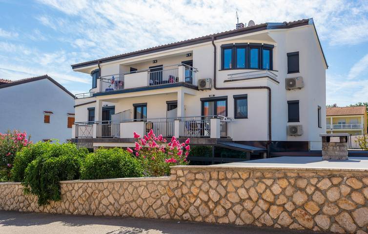 Ferienwohnung für 3 Personen, mit Terrasse und Garten - 1