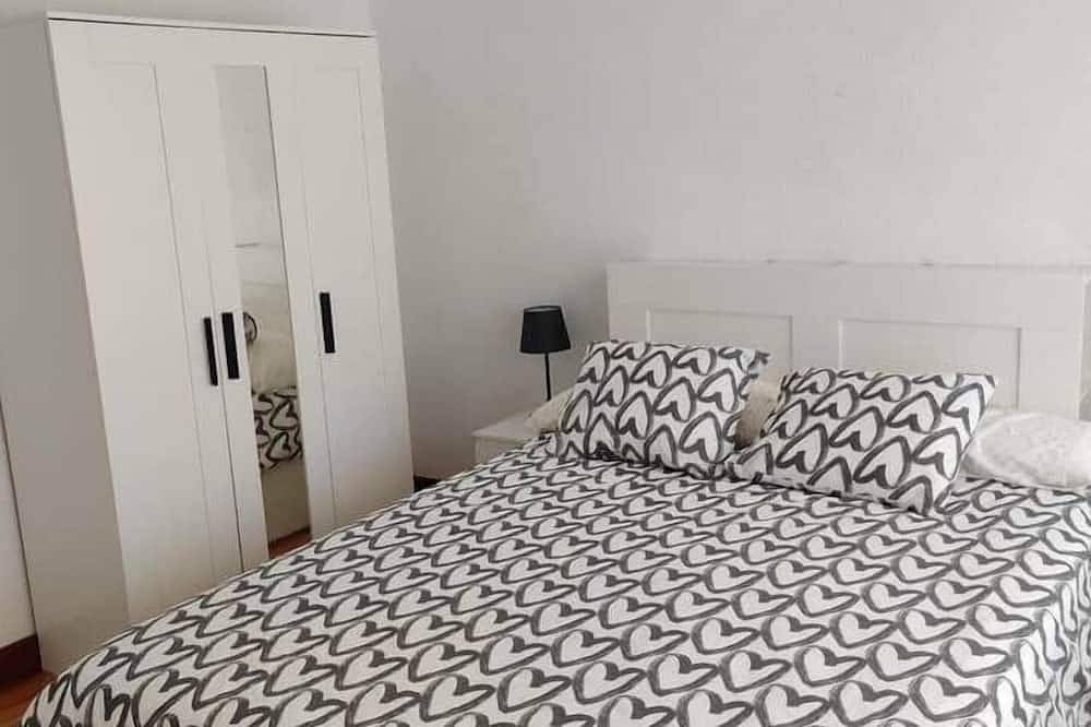 Entire apartment, Apartment La Ballena 1 - Juan Vella in Santoña, Cantabrian Coast