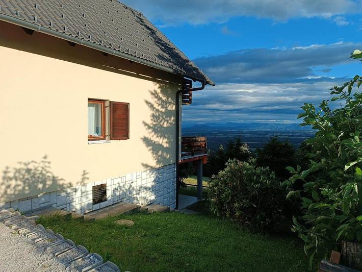 Ferienhaus für 7 Personen, mit Ausblick und Garten, mit Haustier - 1