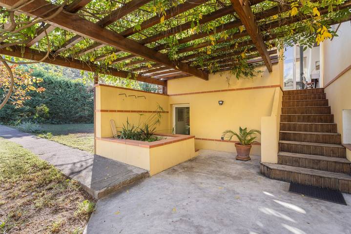 Apartamento entero, Apartamento «Céret» con vistas a la montaña, piscina compartida y Wi-Fi in Céret, Costa mediterránea (Francia)