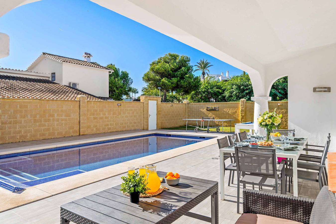 Villa voor 8 personen met terras in Saladillo Benamara, Estepona