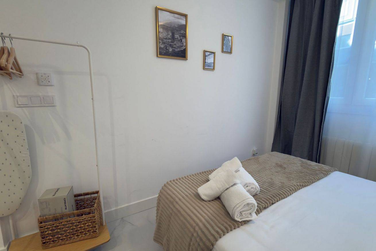 Appartamento intero, Viana Apartaments in Bilbao, Biscaglia