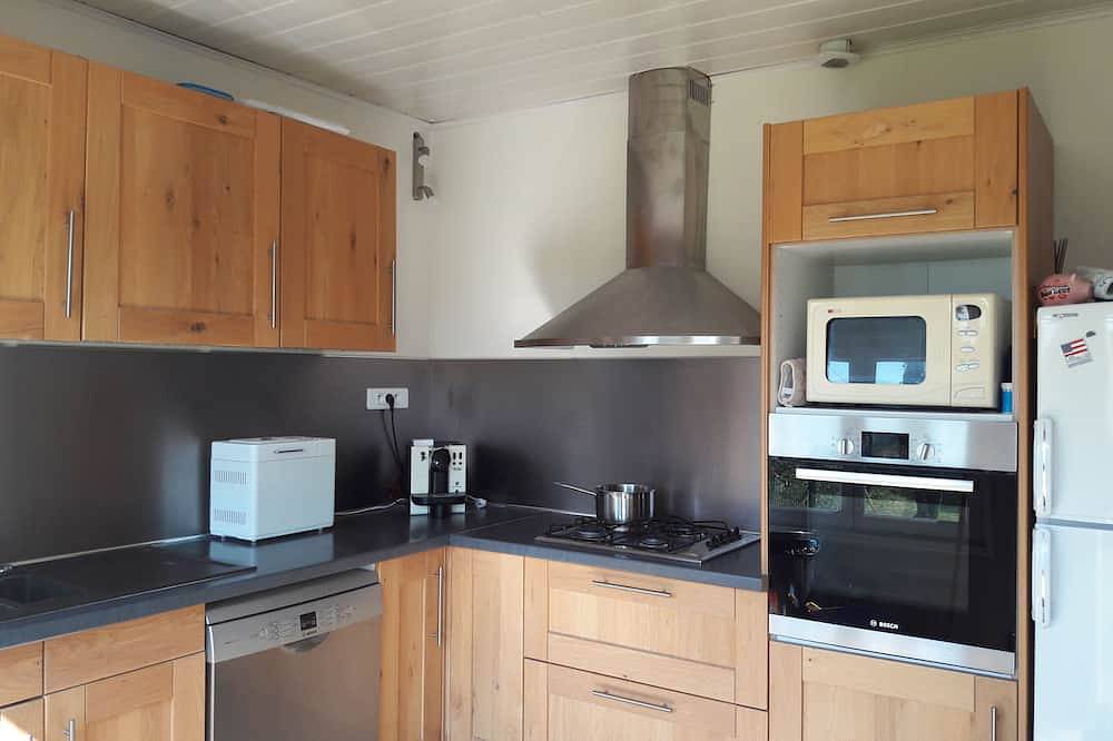 Detached house 4 to 6 people in peace, 5 minutes from the sea on foot 8), in Criel-sur-Mer, Dieppe region