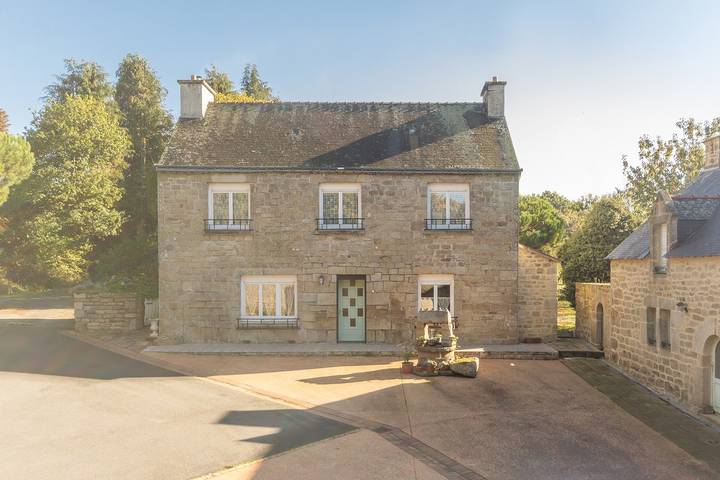 Gîte pour 5 personnes, avec Terrasse et Jardin à Inguiniel - 2