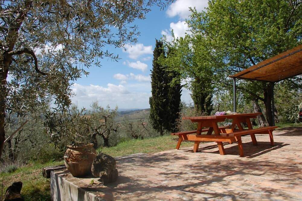 Villa con piscina in Sabina in Poggio Mirteto, Terminillo
