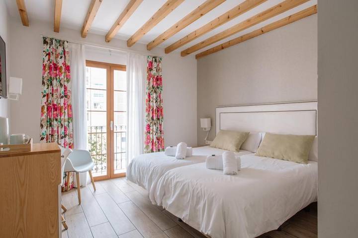 Alojamiento y desayuno para 2 personas, con Balcón y Vistas en Villajoyosa