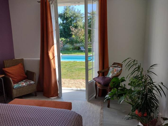 Chambre d’hôte pour 2 personnes, avec jardin ainsi que vue et piscine