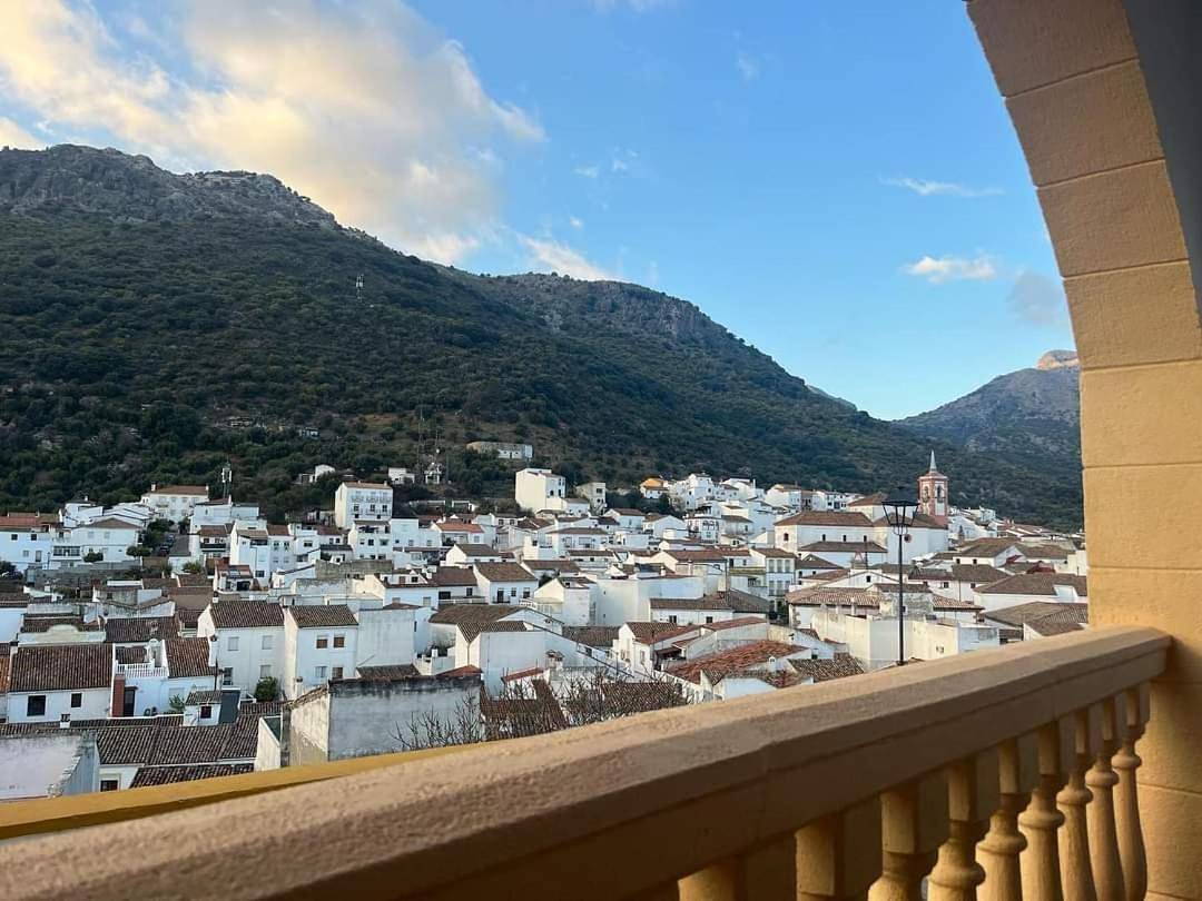Casa El Cerro in Cortes de la Frontera, Parque natural de Los Alcornocales