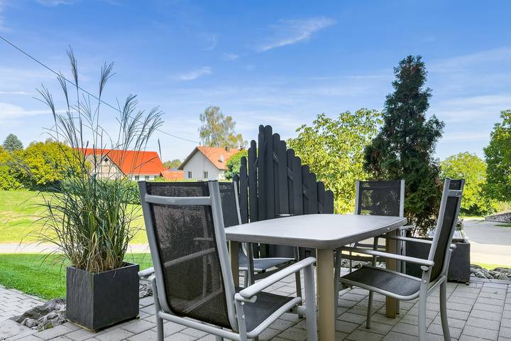 Entire apartment, Vacation apartment Dandelion, 83sqm, 2 bedrooms, max. 4 persons in Ravensburg, Region Bodensee-Oberschwaben