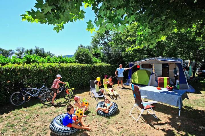 Camping für 4 Personen, mit Pool und Terrasse, mit Haustier in Südfrankreich - 3