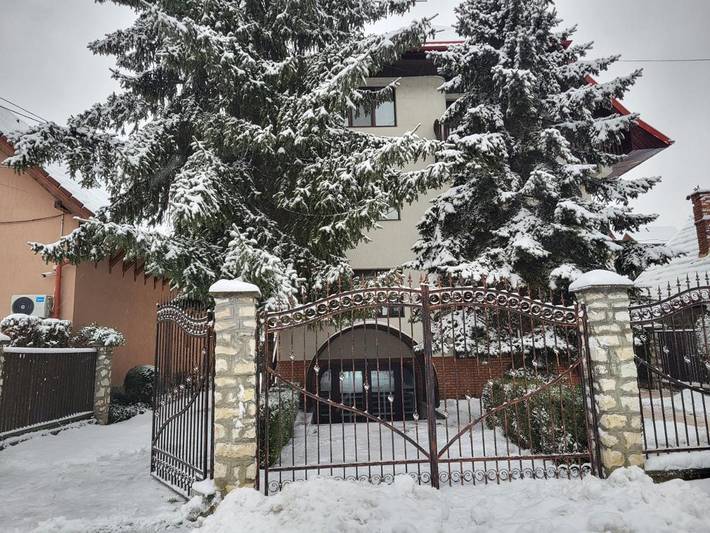 Chambre d’hôte pour 2 personnes, avec jardin et vue, animaux acceptés dans Mureș