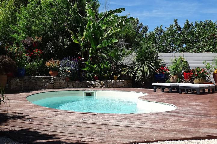 Gîte pour 6 personnes, avec jardin à Cazilhac