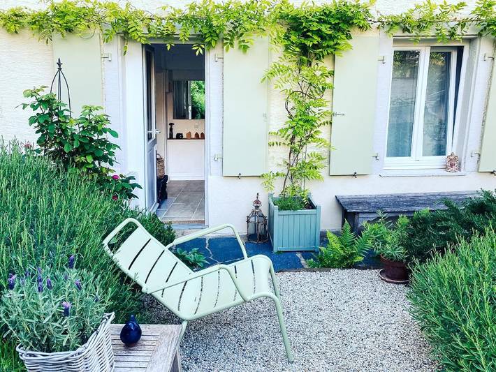 Ferienhaus für 3 Personen, mit Terrasse und Garten sowie Ausblick in Burrweiler