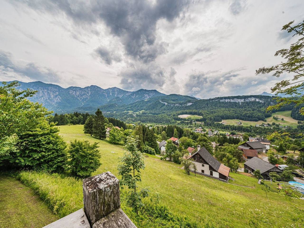 Dc. Mountain view in Bad Goisern, Totes Gebirge