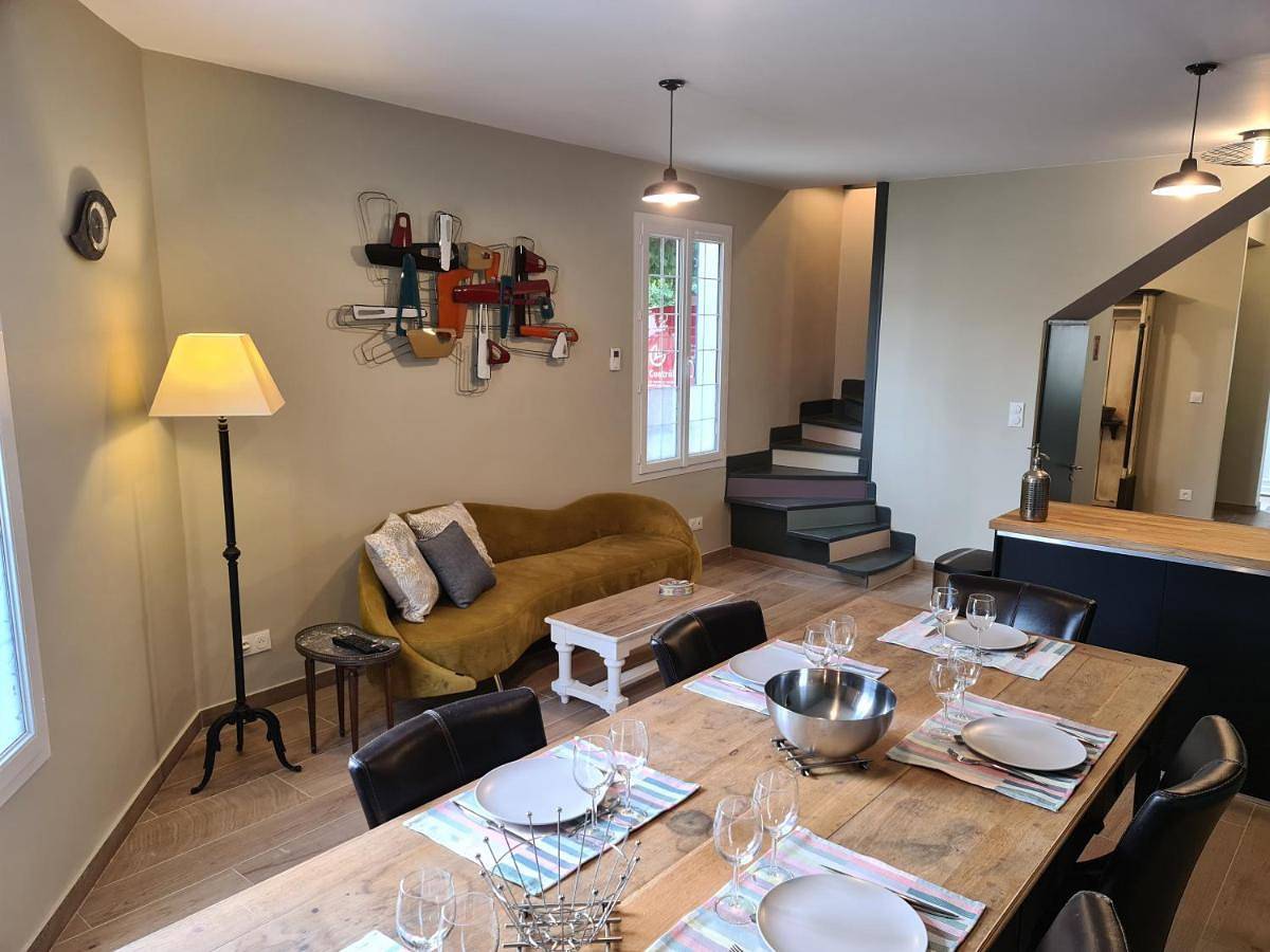 Appartement entier, Three-Bedroom House in Fontainebleau, Seine-et-Marne
