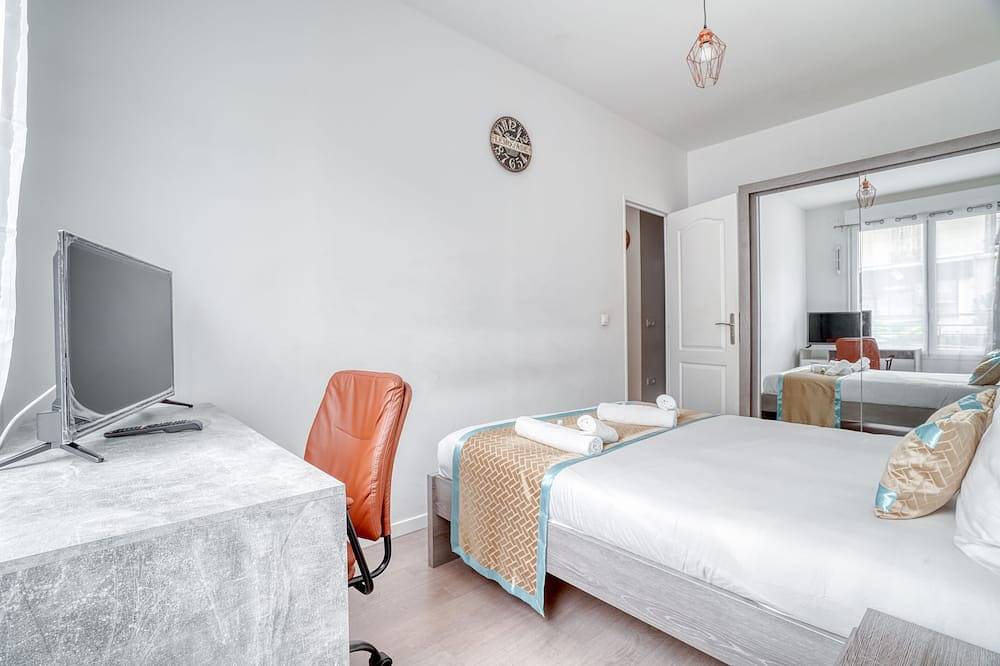 Cozy - Free Parking - 15mn From Paris Montparnasse in Clamart, Hauts-de-Seine